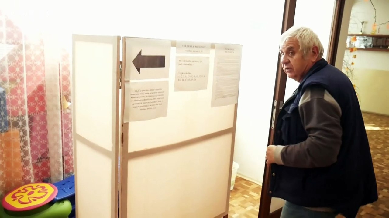 VOĽBY VÚC17: Príprava volebných miestností v Nitre