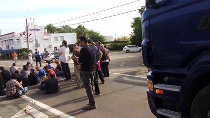 Protestors block highway over jailing of Catalan ministers