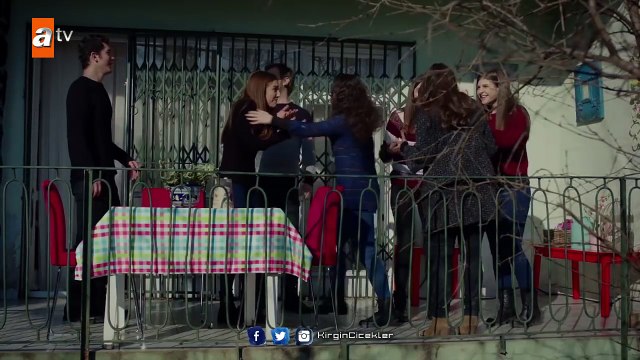 Kırgın Çiçekler 74. Bölüm - Kırgın Çiçeklerin Eylül sevinci!