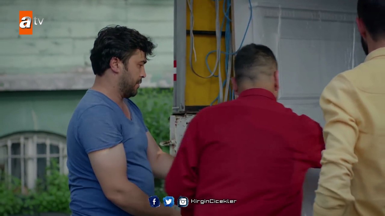 Meral’in yeni eşyaları! - Kırgın Çiçekler 85.Bölüm