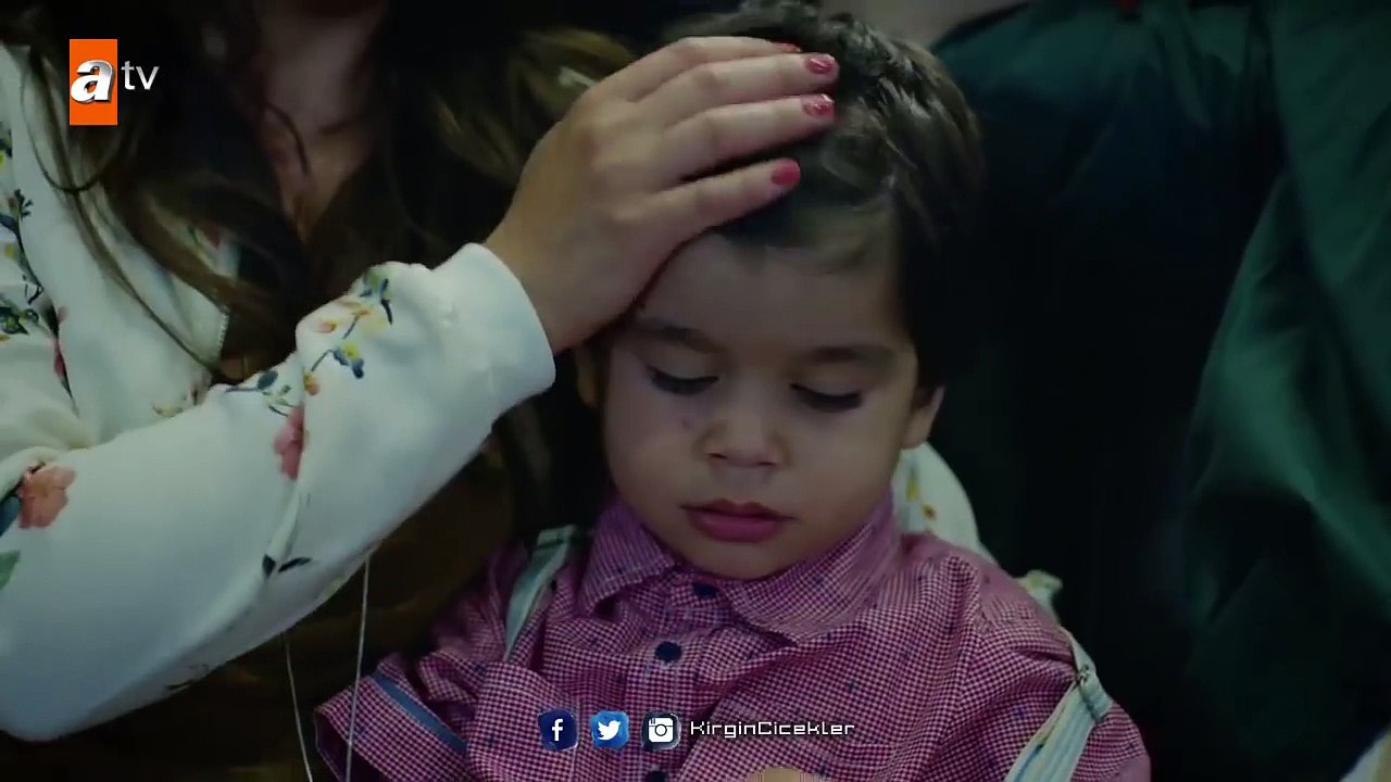 Feride ve Toprak çiftinin sosyal hayatı! - Kırgın Çiçekler 88.Bölüm (Sezon Finali)