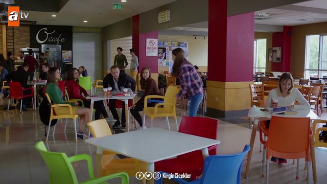 Serkan’a hastalığını belli etmemeye çalışan kızlar! - Kırgın Çiçekler 95.Bölüm