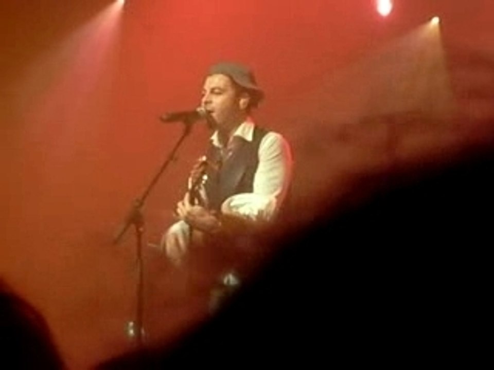 concert christophe mae toulouse sa danse donne