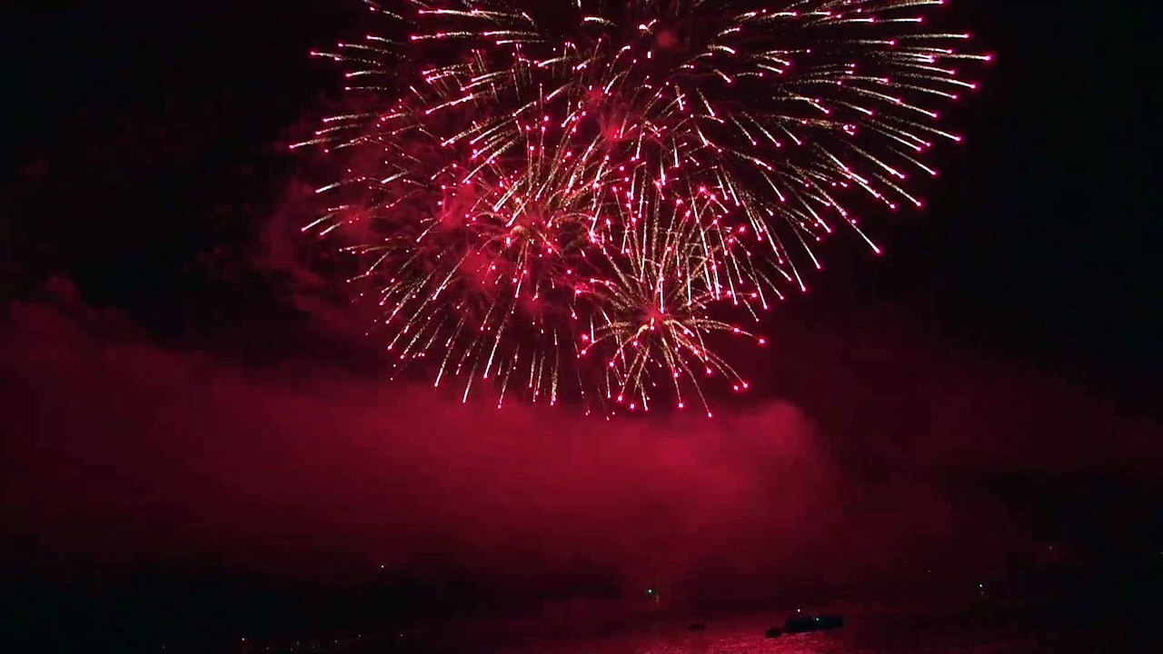 Feu D'ARTIFICE de la fin de la ST LOUIS a SETE : 22/08/17 (full)