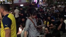 Apple fans form massive queues in Singapore for iPhoneX