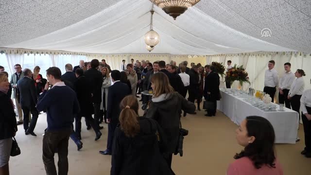 İngiltere'deki Türk Projesinin Açılışına Sis Engeli - Londra