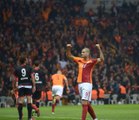 Galatasaraylı Eren Derdiyok, Bu Sezon İlk Defa 11'de Başladı