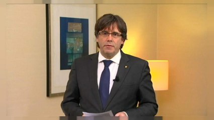 اسبانيا تطلق مذكرة توقيف أوربية بحق الحاكم المخلوع لإقليم كتالونيا كارلس بوغديمون.