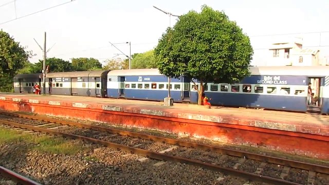 For once in a while proudly running RIGHT TIME- Ajmer -Sealdah Express !!