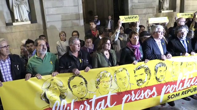 Catalães pedem libertação de 'presos políticos'