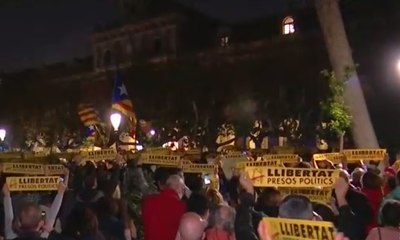 Warga Tuntut Pembebasan Penjabat Catalonia