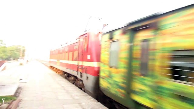 Elegant WAP-4 Yeshwantpur Duronto| Gracefully Skipping Bauria| SER Moments