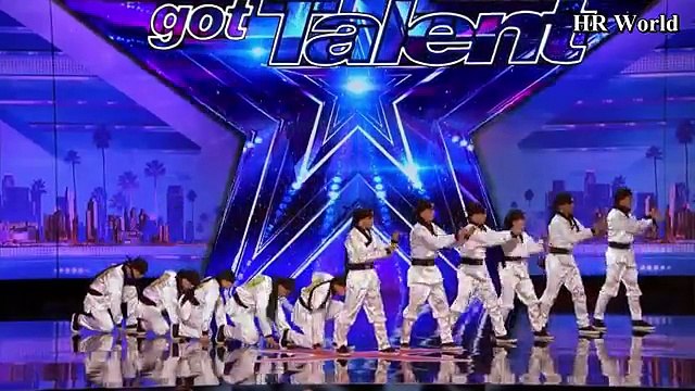 [Eng-Vietsub] Just Jerk_ nhóm nhảy Hàn Quốc đổ bộ America's Got Talent với vũ đạo CHẤT LỪ (Vòng 1)!