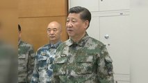 시진핑, 군복 차림으로 군 지휘센터 시찰 / YTN