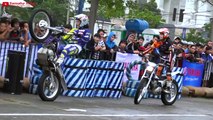 Biểu diễn xe moto ôm Người Đẹp của tay đua Stunt Nhật Bản với Exciter 150 và Yamaha R3 ✔
