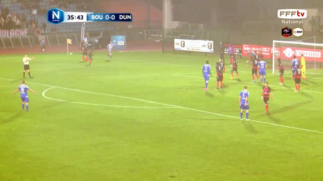 Belle combinaison sur ce corner mais la frappe passe encore au dessus.