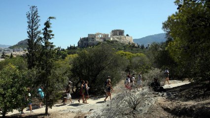 Πρόστιμα ως και 5.000 ευρώ για όσους ενοικιάζουν Airbnb