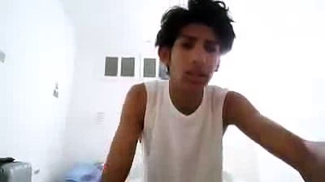 فضيحة منال عمارة تستأجر تلميذ ليقتحم الأستوديو اثناء حوارها الاذاعي بحثا عن beuzz وغيرة من وليد التونسي