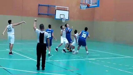 MOMENTOS DEL PARTIDO CONTRA DON BOSCO. CANASTA DE MARIO OLIVA.