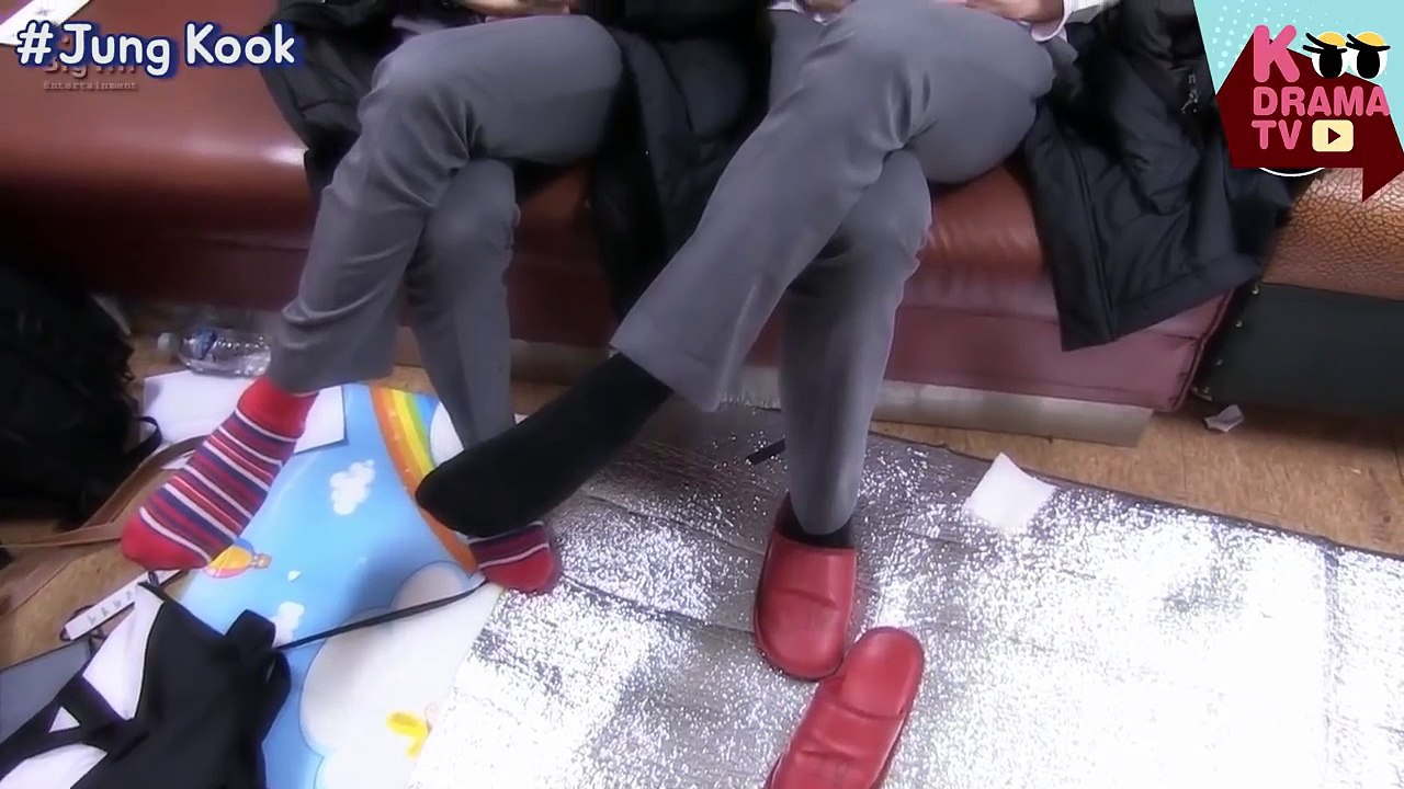 방탄소년단 멤버별 잠자는 모습 비교 | Compare How Each BTS Members Are Sleeping