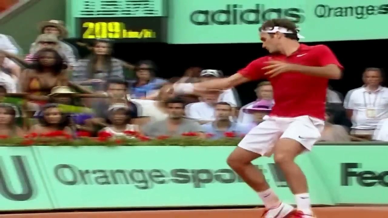 Roger Federer ♦ Top 10 Points Against Djokovic in Grand Slam (HD)