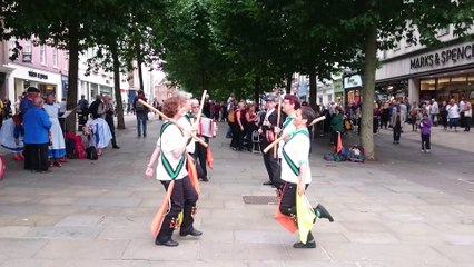 MORRIS DANCERS vid 17