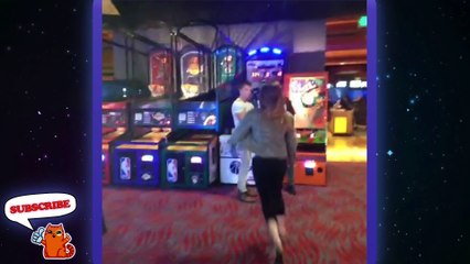 FIRST KISS ¦ Fail ¦ Vine Complication