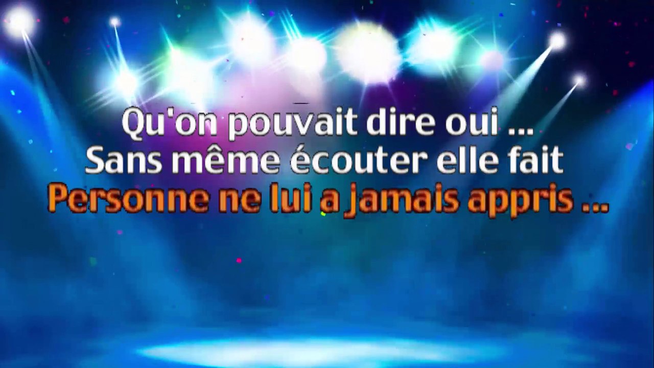 de quoi ça l’air.la poupée qui fais non