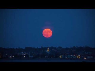 Full Moon Rises in Rhode Island
