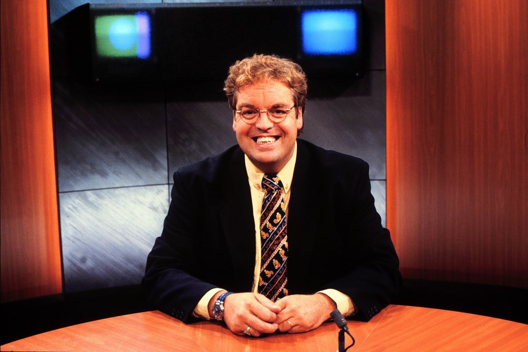 Olav Mol his 300th race. Throwback to his 1st race, sweet words from drivers and a present from the Williams F1 team