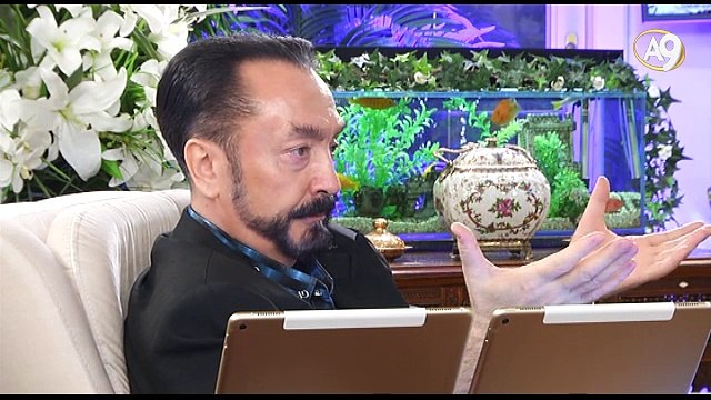 Şeyh Mehmet Efendi, Şeyh Nazım Kıbrısi Hz.lerinin bize emanetidir. Çok kıymetli muhterem müberra bir insandır