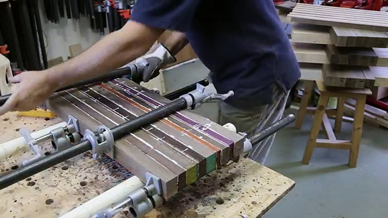 Making a chaotic pattern chessboard