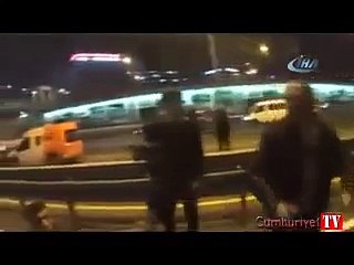 Aracına arkadan çarpıp yaralanan motorcular için "Ölsünler, ben  arabama çocuğumdan iyi bakıyorum" dedi.