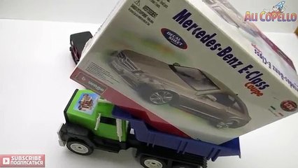 Мультфильм из игрушек - Mercedes Benz Собираем машинку мерседес Развивающее видео про машинки