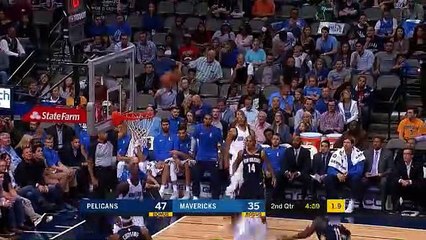 Dennis Smith Jr. attacks the rim!