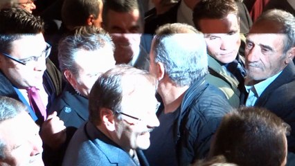 HAKAN CAVUSOGLU KOYLULERI TARAFINDAN COSKUYLA KARSILANDI