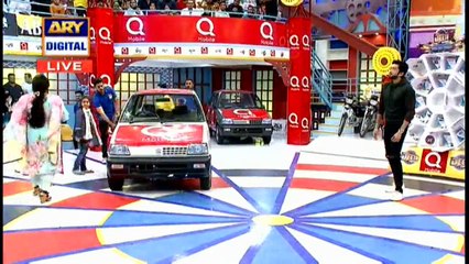 This is called luck – Woman won a car in Jeeto Pakistan