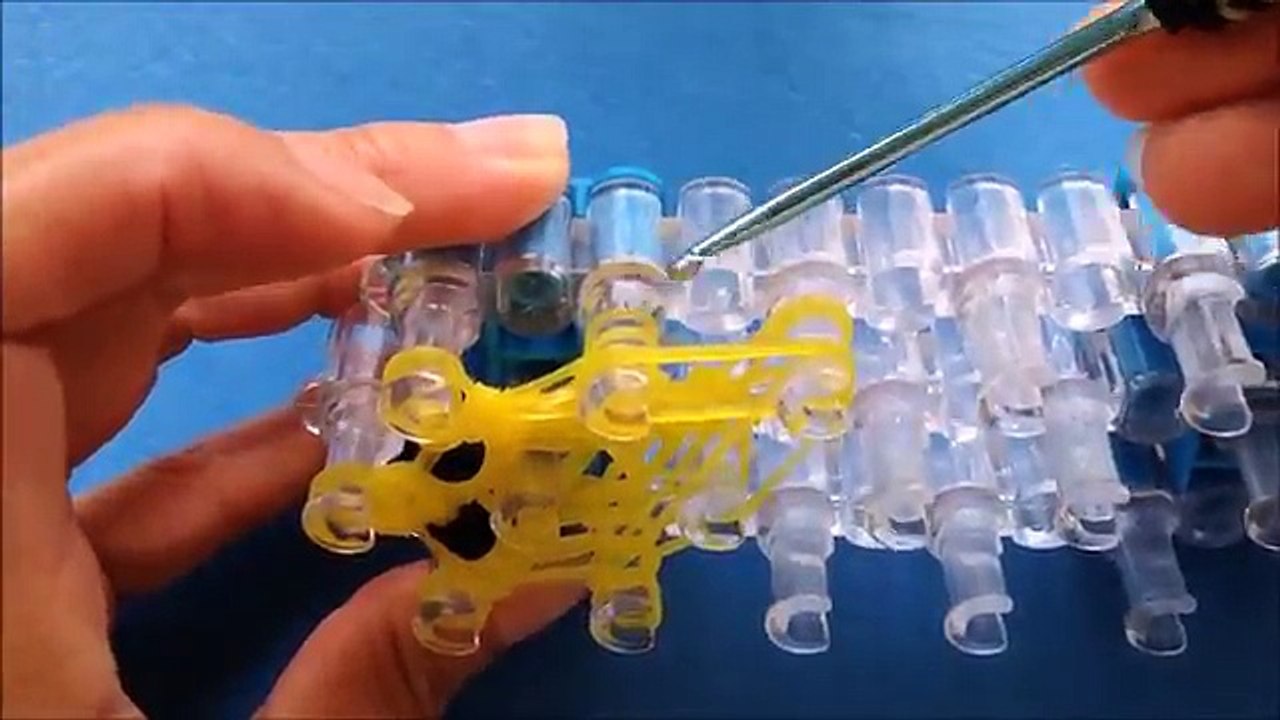 Rainbow Loom Charms: 3D Rubber Ducky : How to make with loom bands