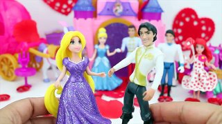 Play-Doh Fashion Dress for girls - Rapunzel Cinderella Ariel Fairytale Magic Clip Dolls