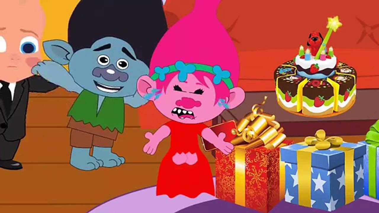 Trolls Baby Cut All their Mommys Poppy Clothes! Finger Family Full Episode