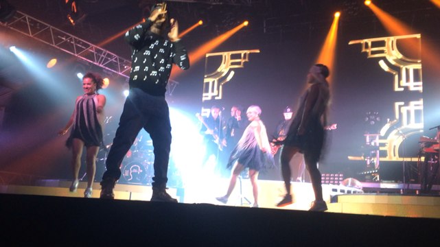 2 500 personnes au parc des expos