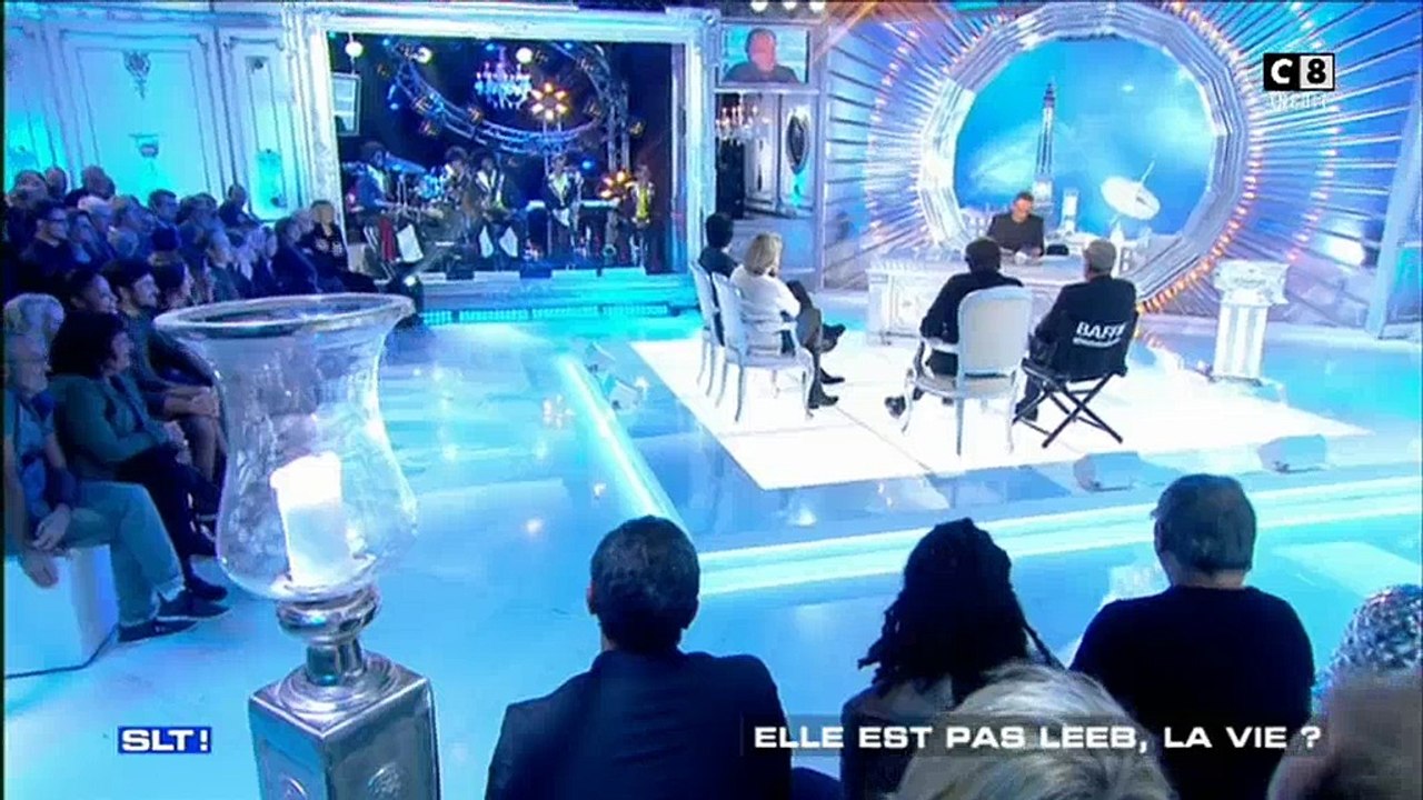 "Salut les Terriens !" : Michel Leeb revient sur son sketch de l'Africain