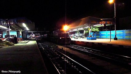 [HD] First Capture : Mighty Himgiri's WDP-4 humming through Burdwan after midnight !!!