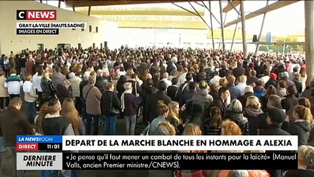 Les images des milliers de personnes réunies pour la marche silencieuse à la mémoire d'Alexia, la jeune joggeuse retrouv