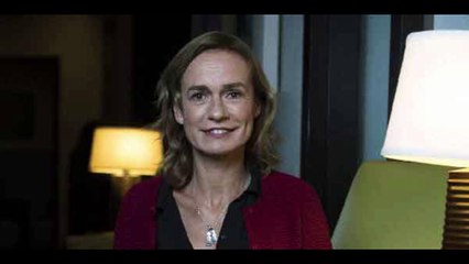 下载视频: Sandrine Bonnaire sur les agressions sexuelles : 