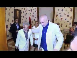 Momenti kur princi miliarder zbriti nga jahti i tij luksoz, ja si u prit sapo hodhi këmbën në tokën shqiptare