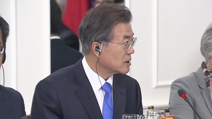 문재인 대통령, 아베 면전에서 "군사동맹 불가"...균형외교 포석 / YTN