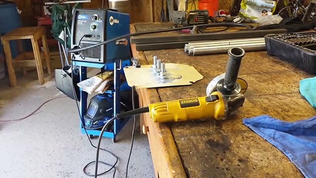 DIY Adjustable height table legs