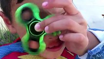 HOLY GRAIL of Fidget Spinner Toys Battle Spiderman vs Superman, TigerBox HD