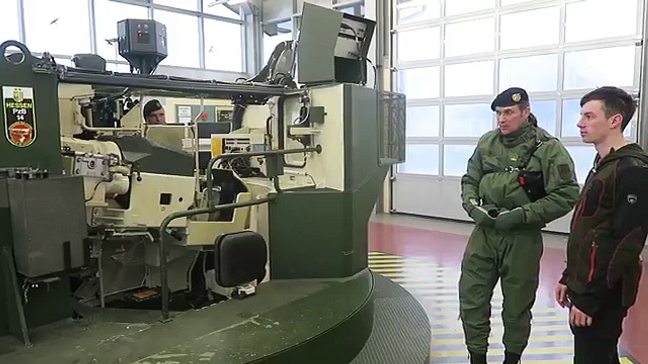 AUSTRIAN ARMY invites Novritsch - Tank Training with Leopard 2